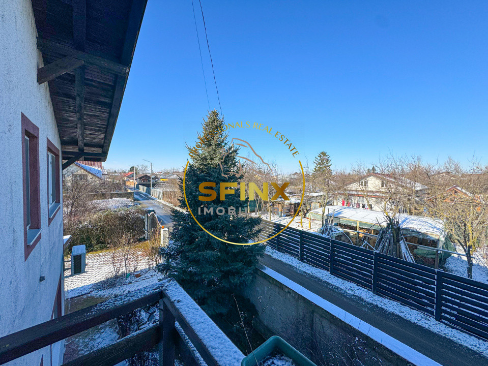 5 camere, 4 locuri parcare in garaj-vila cocheta Balotesti 