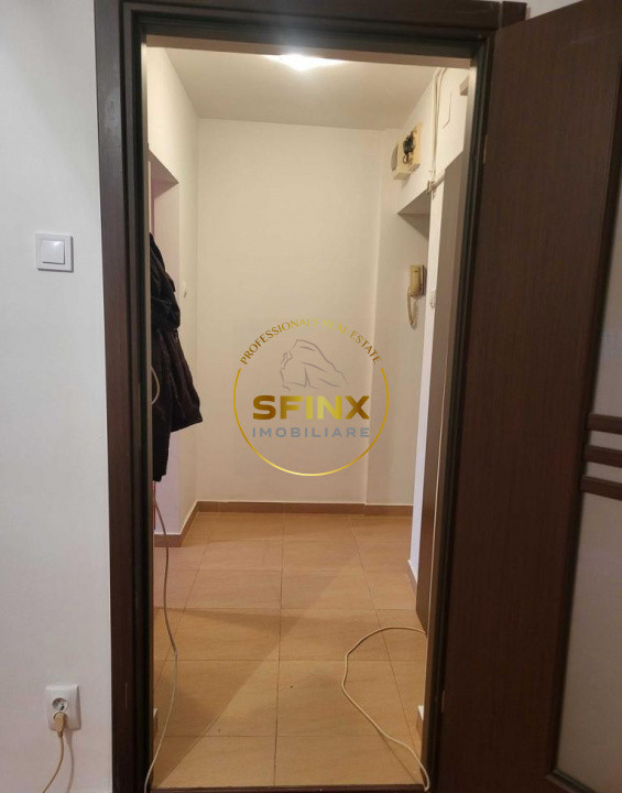 2 camere Titan Minis Costin Georgian etaj 4/4 metrou parc piata