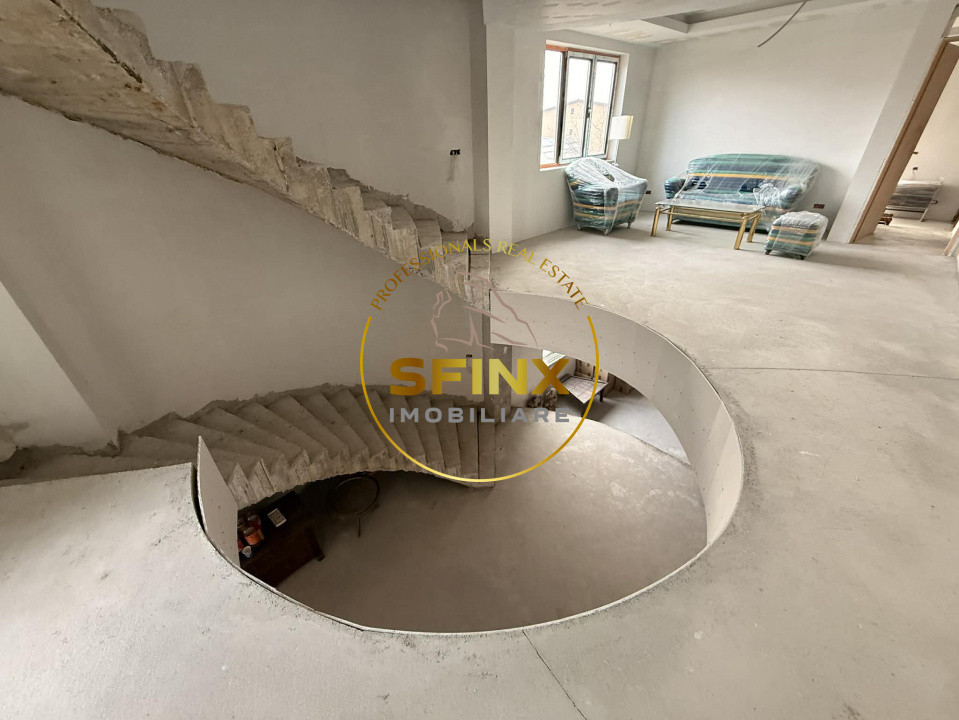 9 camere, piscina exterioara, garaj 5 masini, 516 mp utili, teren 1151