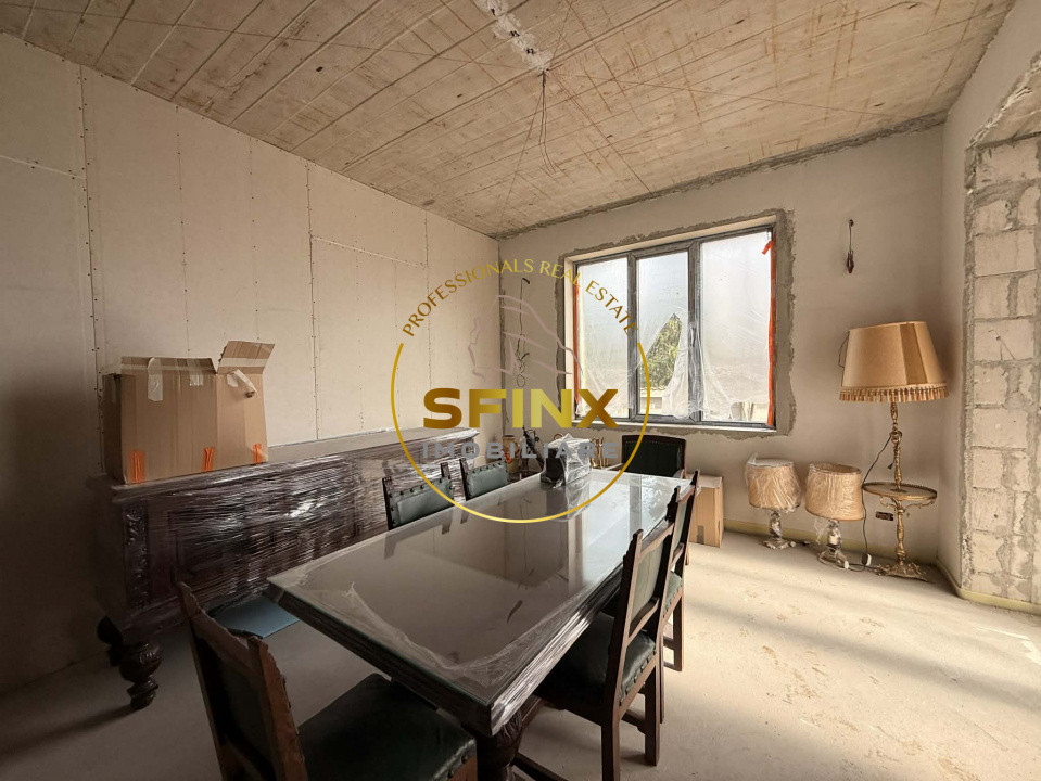 9 camere, piscina exterioara, garaj 5 masini, 516 mp utili, teren 1151