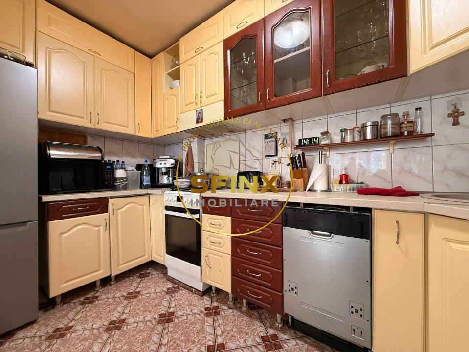 2 camere, ultracentral Sala Palatului, bloc anvelopat termic