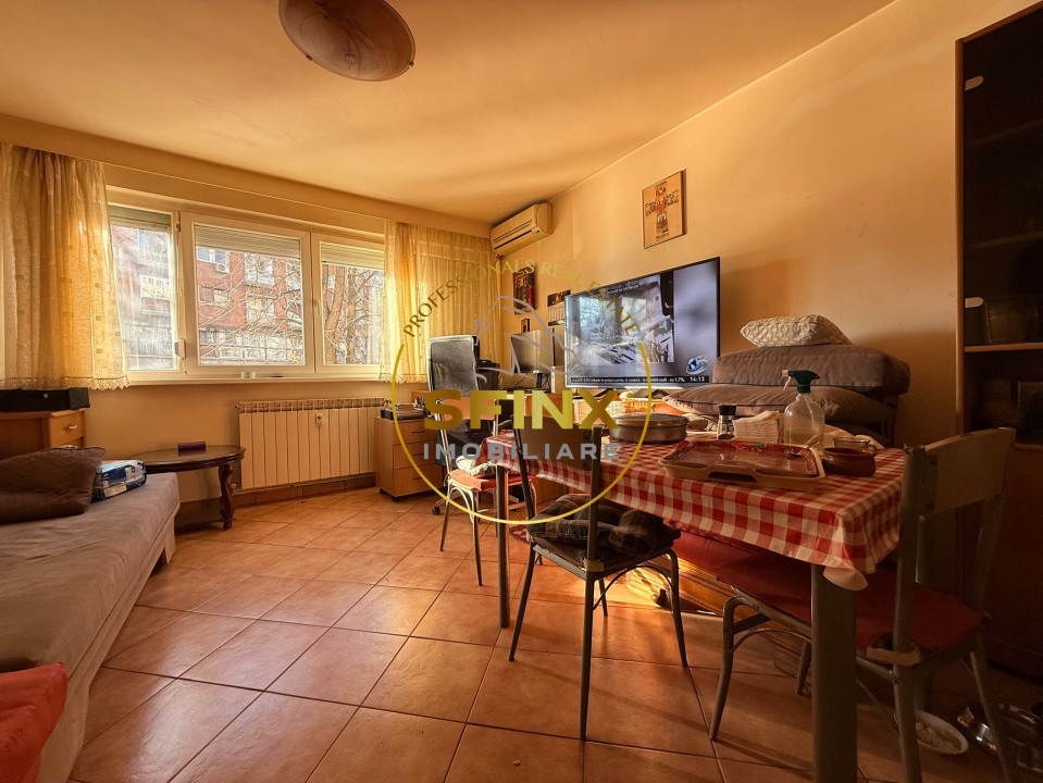 2 camere, ultracentral Sala Palatului, bloc anvelopat termic