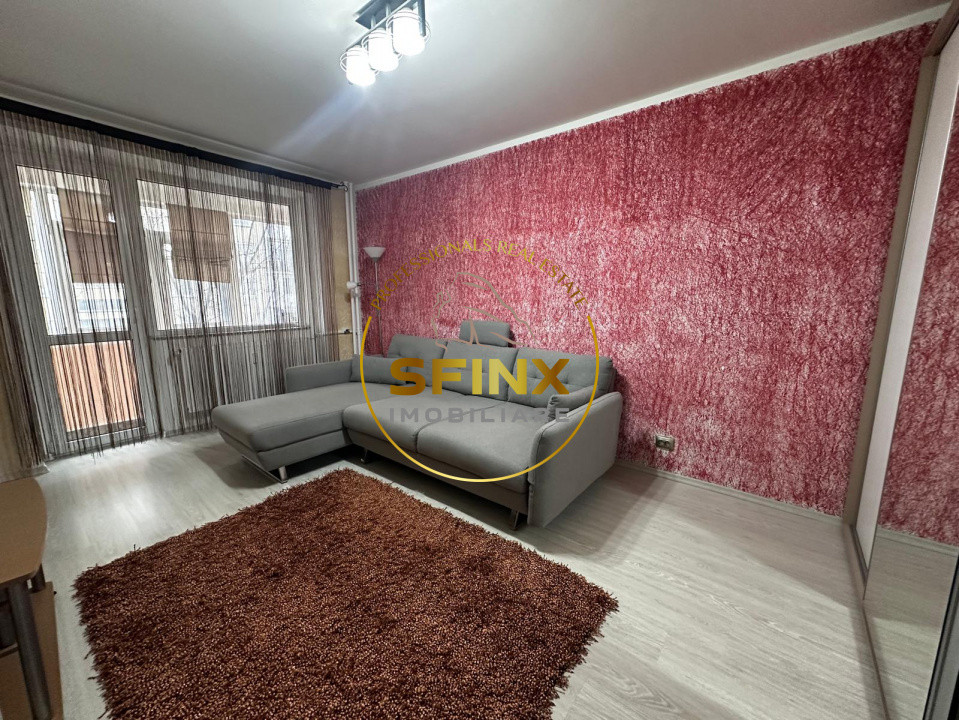 Apartament  3 camere  de inchiriat zona Decebal