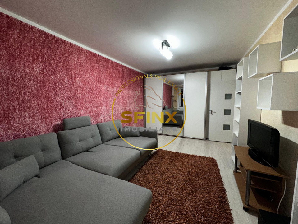 Apartament  3 camere  de inchiriat zona Decebal