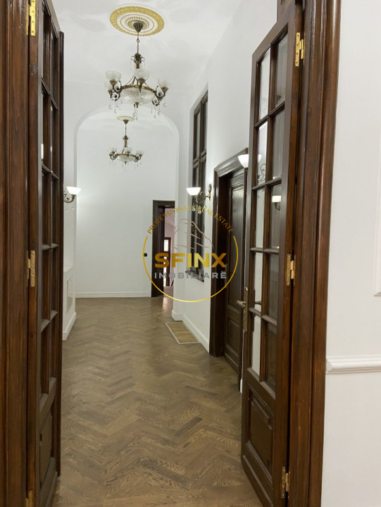 De inchiriat Vila cu arhitectura deosebita Rosetti