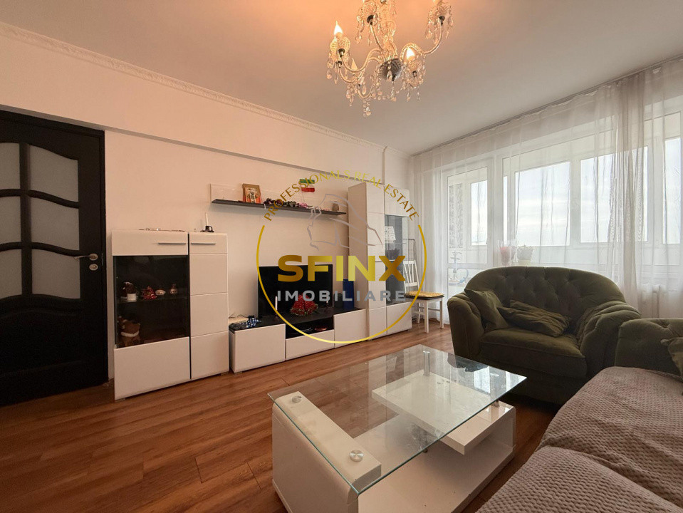 3 camere Gorjului, bloc reabilitat, vedere pe spate