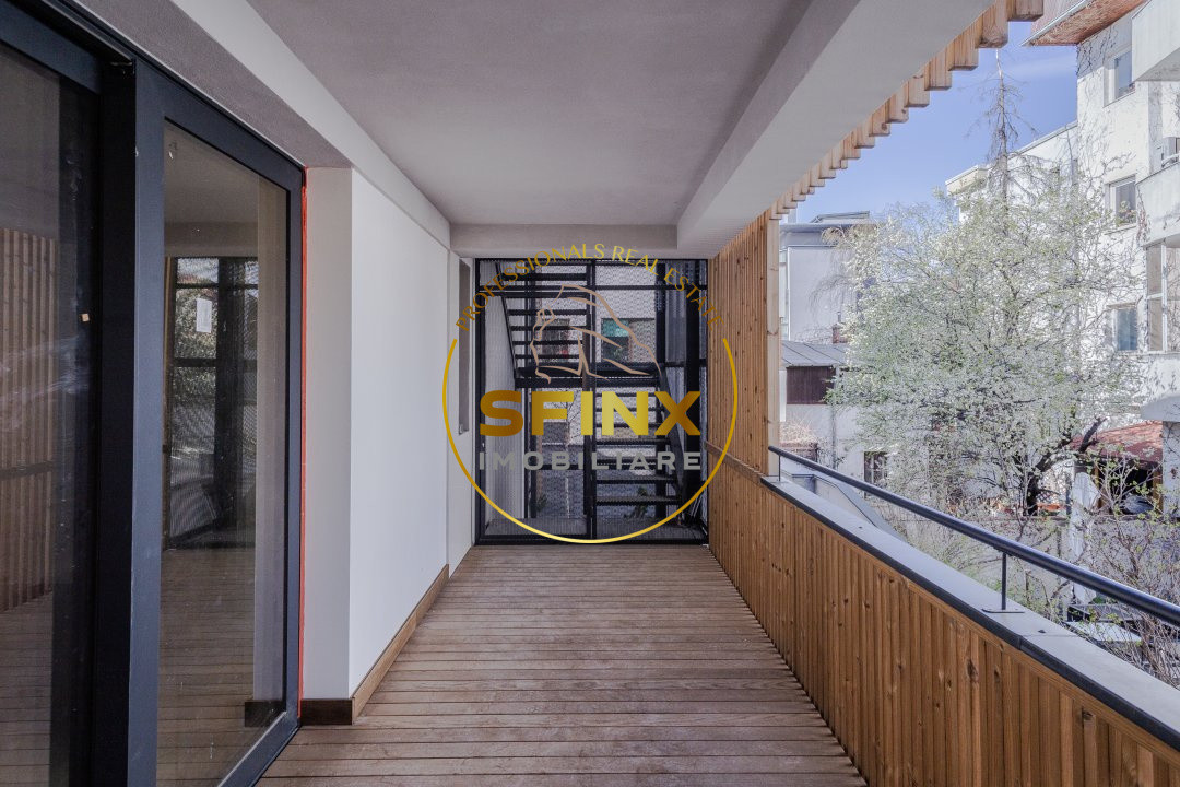 4 camere, duplex , curte proprie, 2 locuri de parcare  Dorobanti 