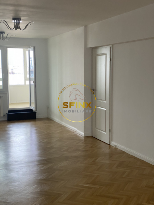 APARTAMENT DE 4 CAMERE DE INCHIRIAT- BLOCUL SCALA