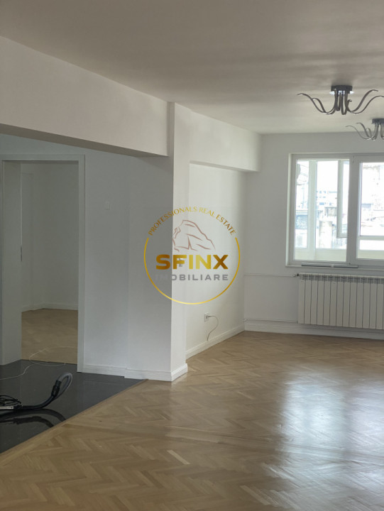 APARTAMENT DE 4 CAMERE DE INCHIRIAT- BLOCUL SCALA