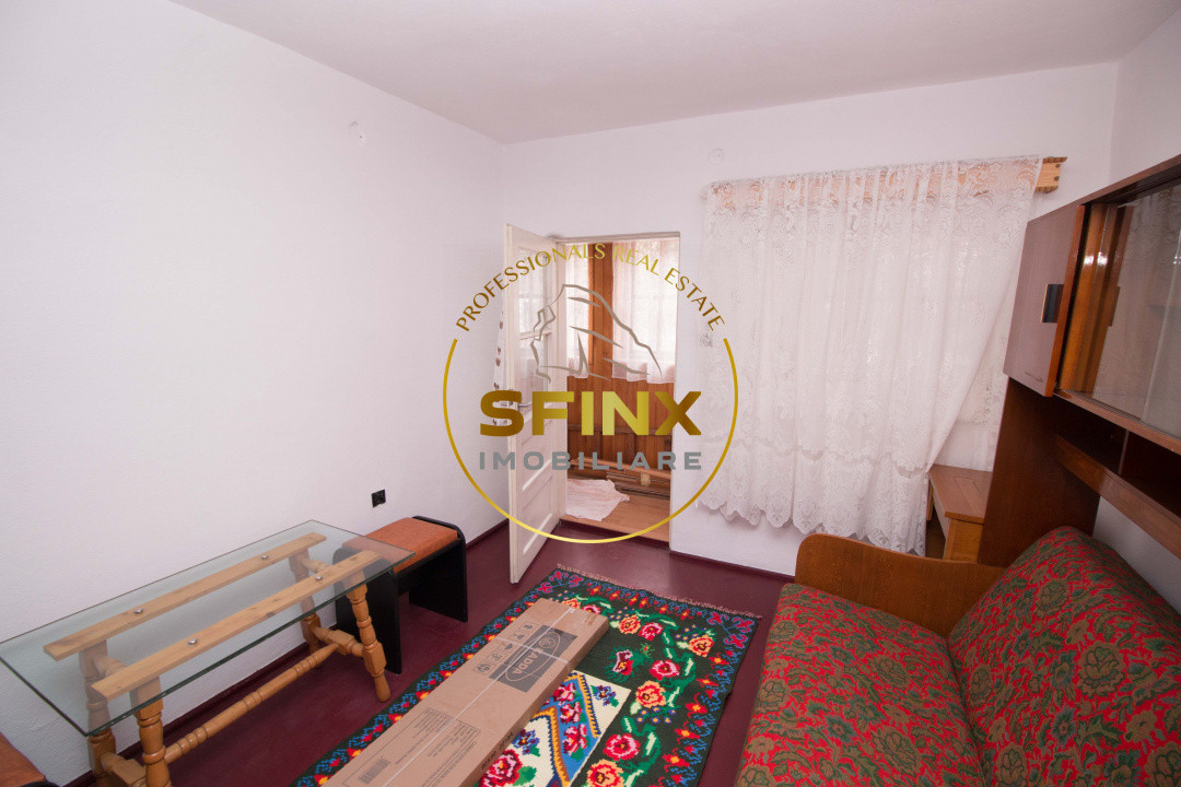 Casa de vanzare in Poiana Tapului – vedere la munte, renovata