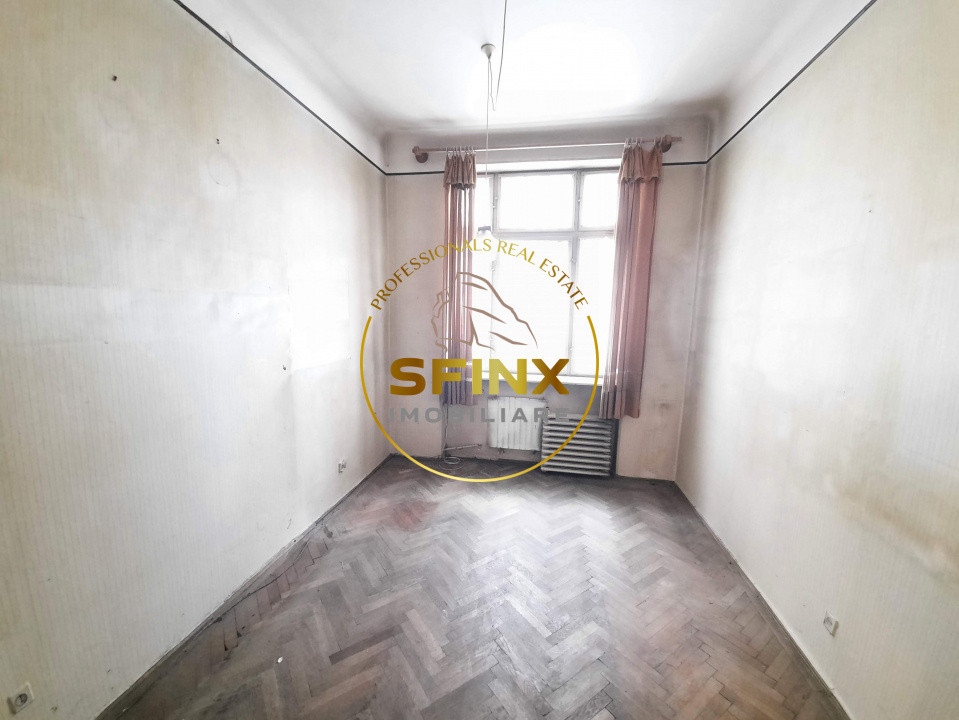 Parc Cismigiu, vanzare apartament 4 camere in vila interbelica