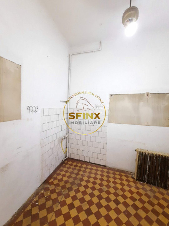 Parc Cismigiu, vanzare apartament 4 camere in vila interbelica