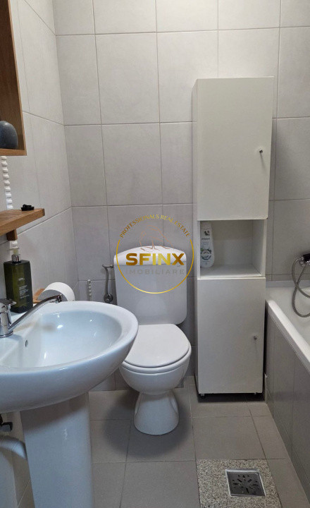 Garsoniera Vitan Barzesti Confort Park, bloc 2008, centrala, parcare