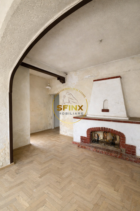 Sinaia, vila interbelica somptuoasa, necesita renovare, oportunitate