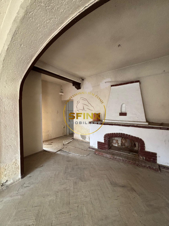 Sinaia, vila interbelica somptuoasa, necesita renovare, oportunitate