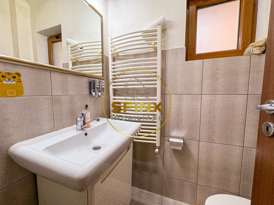 Duplex 6 camere | 161 mp utili | Curte in folosinta | Piata Alba Iulia