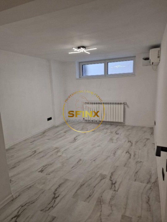 Piata Romana, duplex 5 camere in vila renovata integral, pentru birou