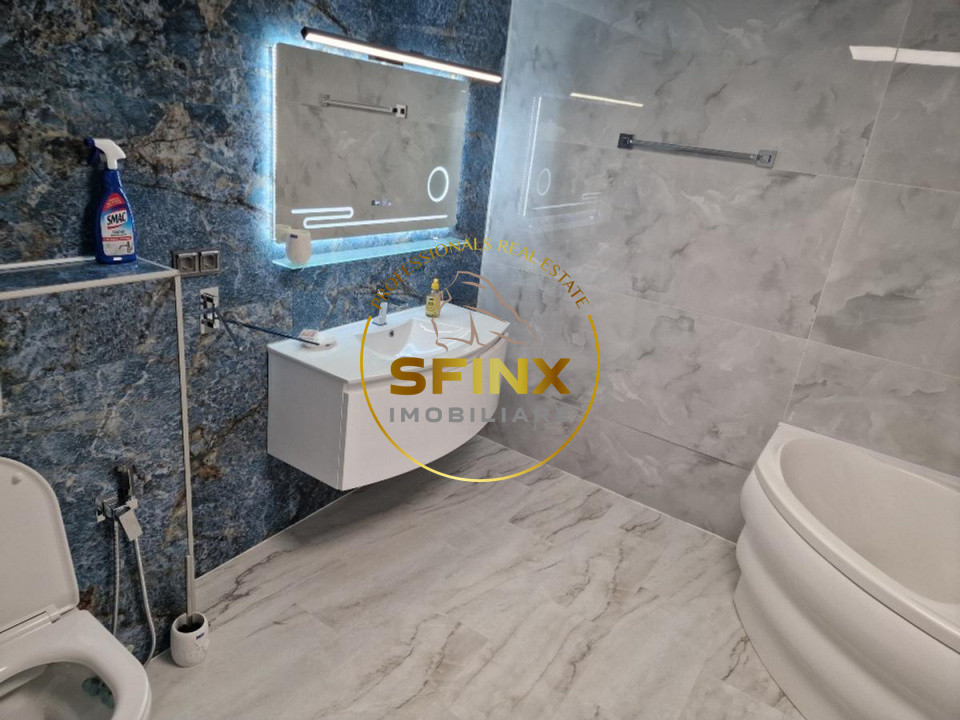 Piata Romana, duplex 5 camere in vila renovata integral, pentru birou