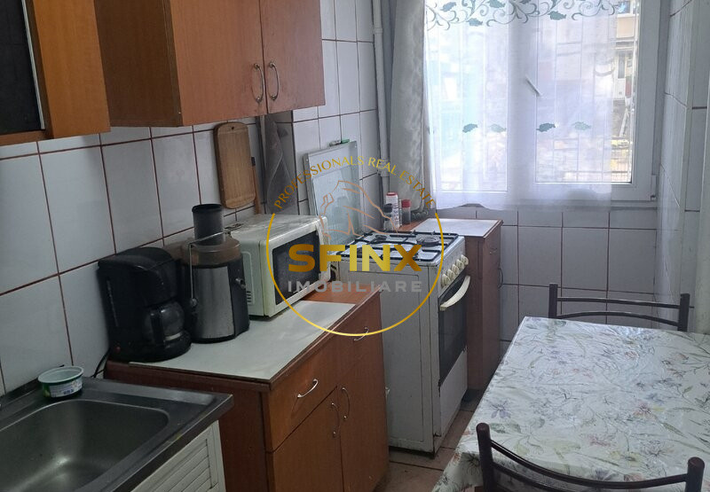 Brancoveanu, vanzare apartament 2 camere, parter, bloc 4 etaje
