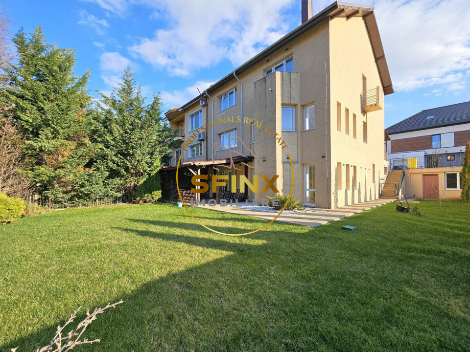 Baneasa Residential Park, 5 bedroom villa with large courtyard, parking, garage