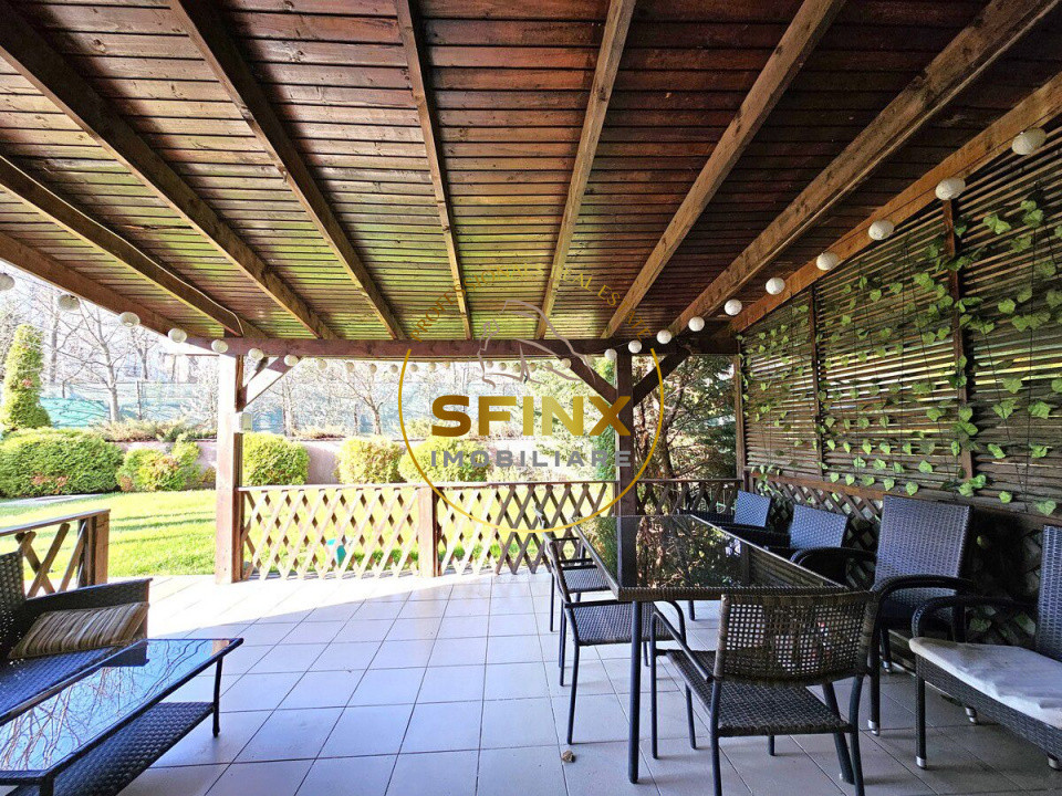 Baneasa Residential Park, 5 bedroom villa with large courtyard, parking, garage