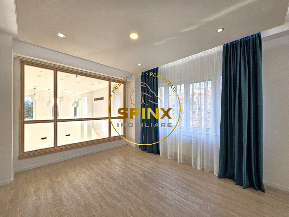 Baneasa Residential Park, 5 bedroom villa with large courtyard, parking, garage