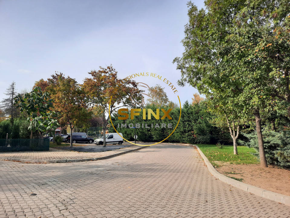 Baneasa Residential Park, 5 bedroom villa with large courtyard, parking, garage