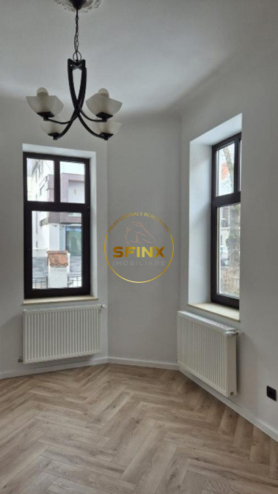 Dorobanti Capitale, birou elegant in parter de vila interbelica renovata