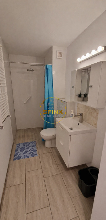 Piata Alba Iulia/ Decebal/2  camere/ decomandat 