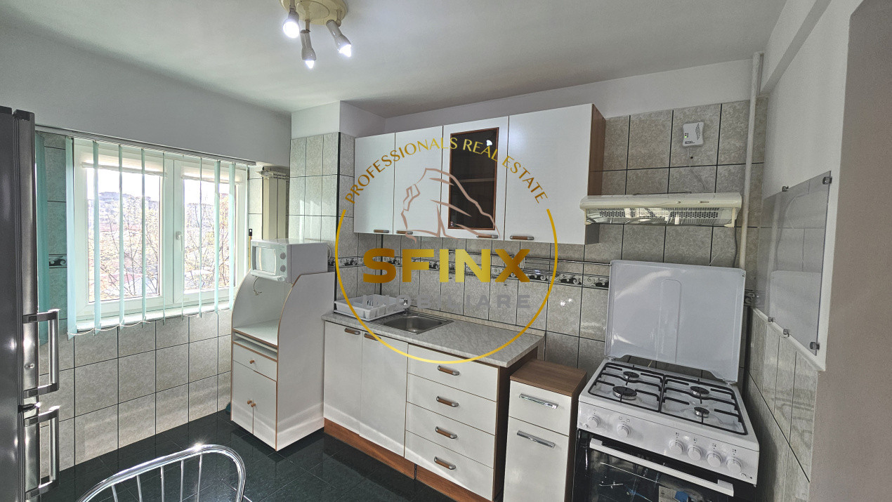 3 camere  Piata Alba Iulia/ Decebal/ bloc 92/ decomandat/ 2 bai/ 2 balcoane