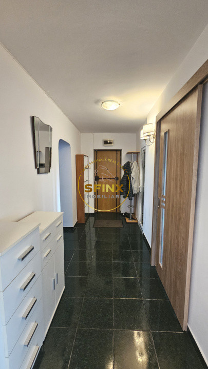 3 camere  Piata Alba Iulia/ Decebal/ bloc 92/ decomandat/ 2 bai/ 2 balcoane