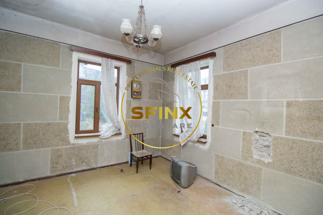 Vila Viorica Kogalniceanu - monument istoric de vanzare central Sinaia