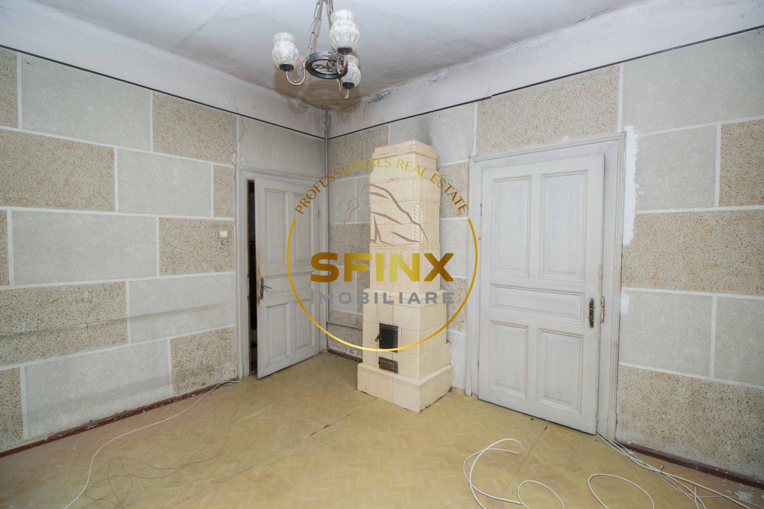 Vila Viorica Kogalniceanu - monument istoric de vanzare central Sinaia