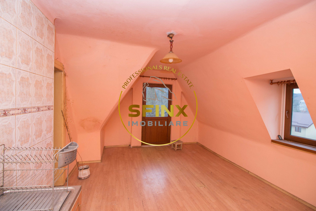 Vila Viorica Kogalniceanu - monument istoric de vanzare central Sinaia