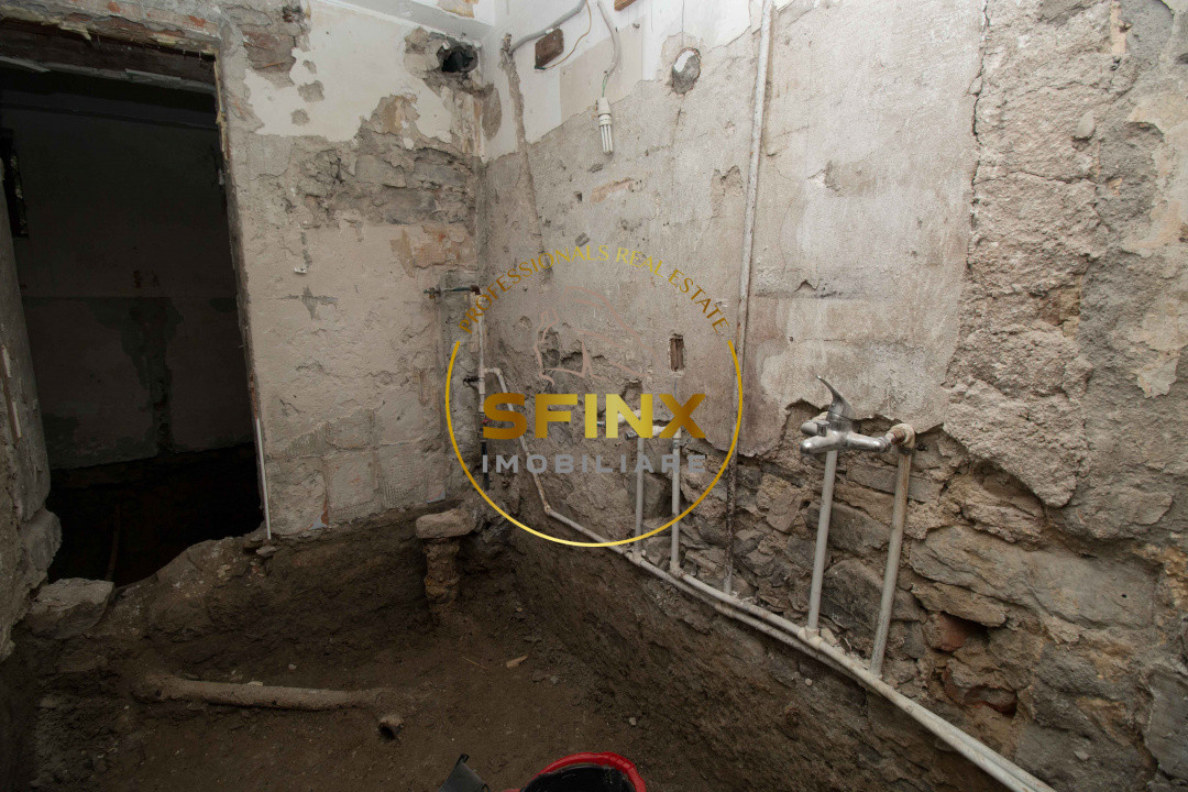 Vila Viorica Kogalniceanu - monument istoric de vanzare central Sinaia