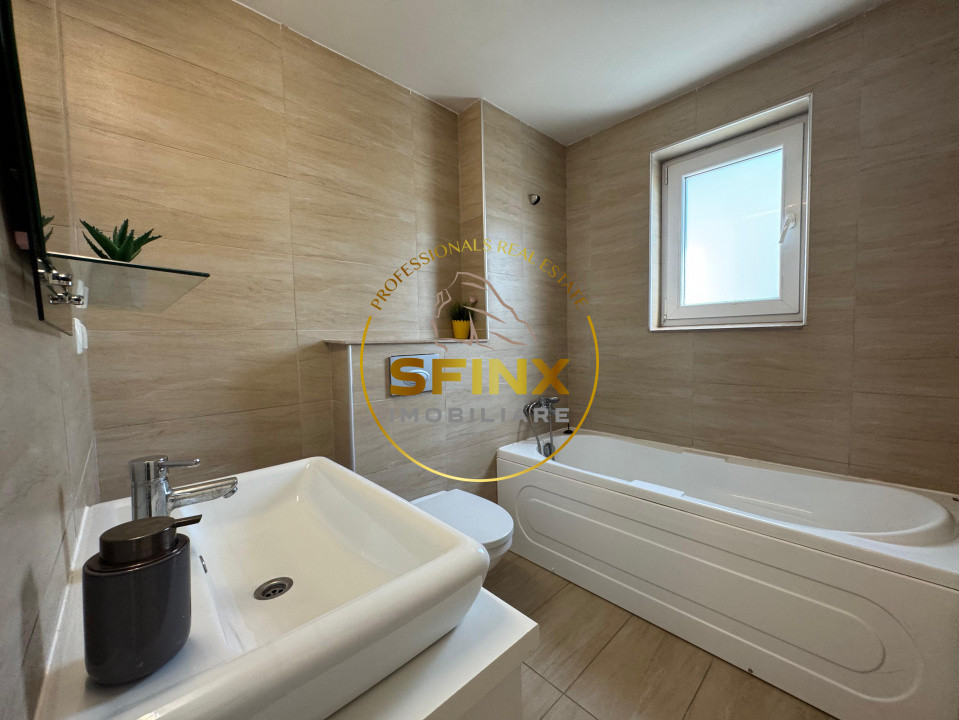 Casa 3 camere Cosmopolis | Terasa, curte, piscina exterioara | World Class