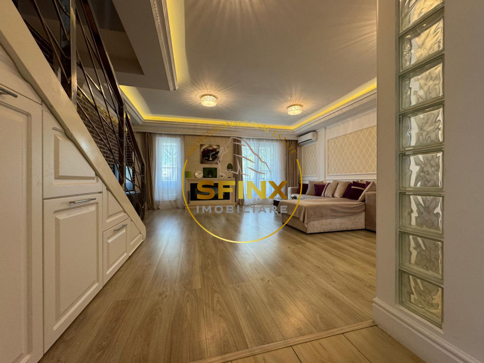 Casa 3 camere Cosmopolis | Terasa, curte, piscina exterioara | World Class