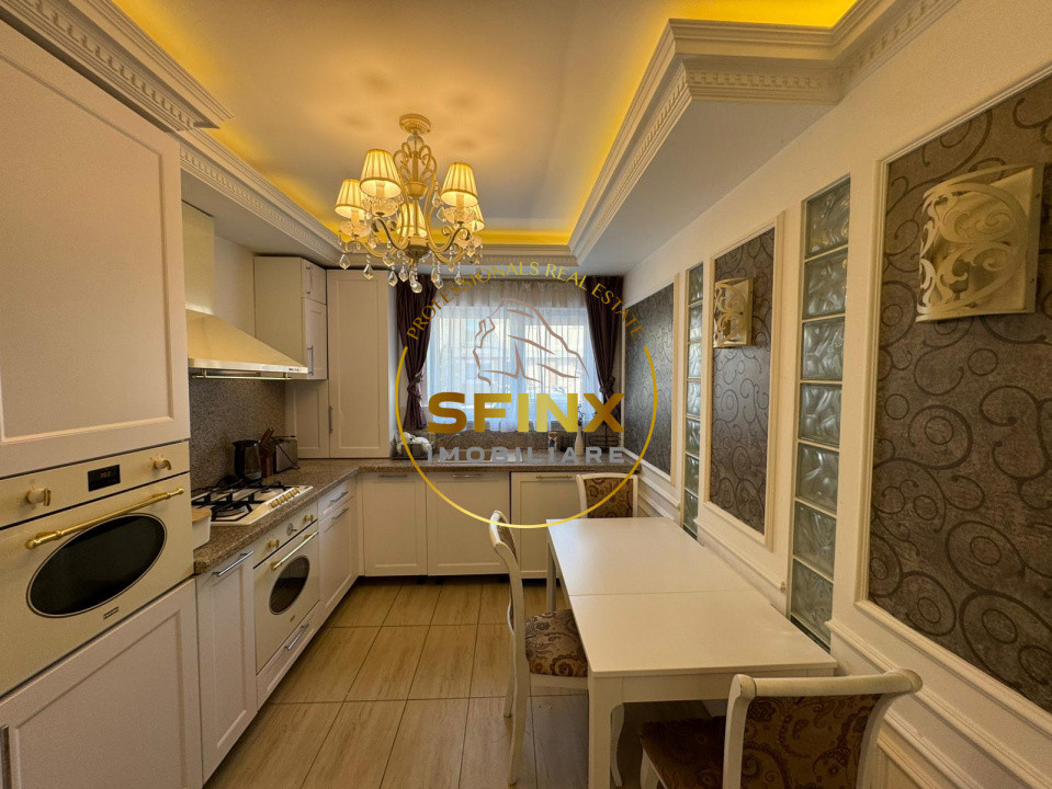 Casa 3 camere Cosmopolis | Terasa, curte, piscina exterioara | World Class