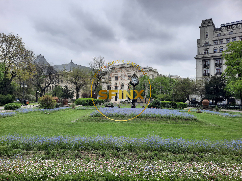 Langa Parcul Cismigiu  vanzare apartament  2 camere mansarda vila interbelica