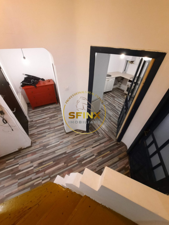 Langa Parcul Cismigiu  vanzare apartament  2 camere mansarda vila interbelica