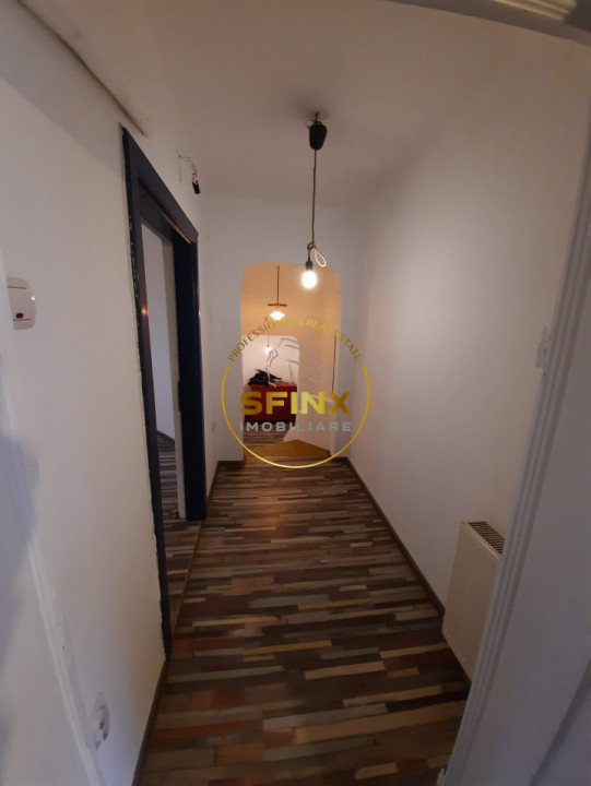 Langa Parcul Cismigiu  vanzare apartament  2 camere mansarda vila interbelica