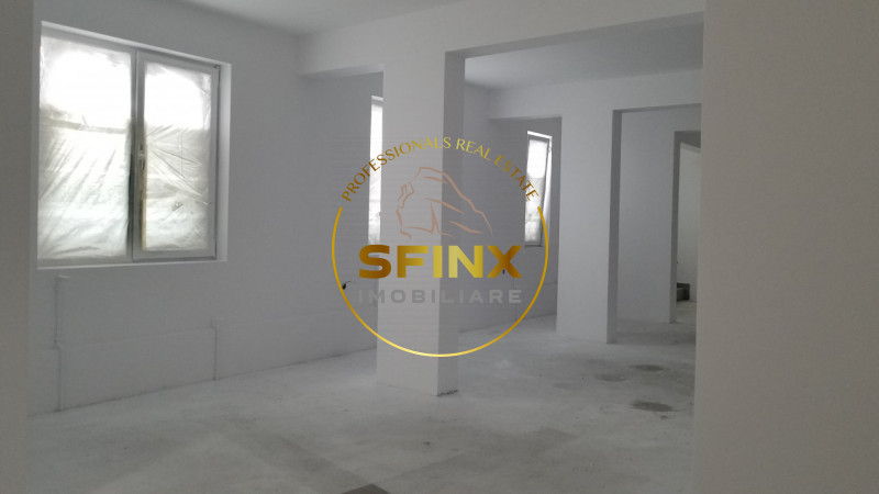 Spatiu Comercial Stradal/ 2 Intrari/Chiajna 