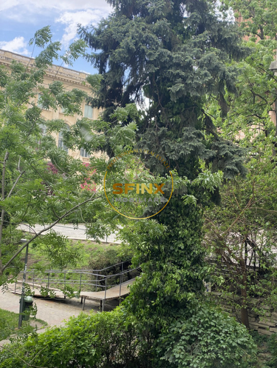 APARTAMENT ULTRACENTAL,Sala Palatului
