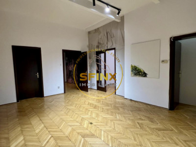 Apartament 4 camere | 115mp de inchiriat in vila – Primaverii 