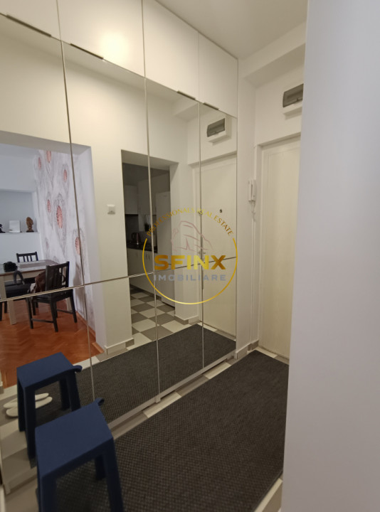 Apartament superb, format circular, doua camere, in Centrul Bucurestiului