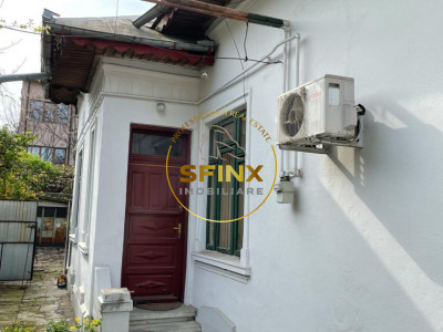 Casa individuala 3 camere Piața Domenii | Curte proprie 