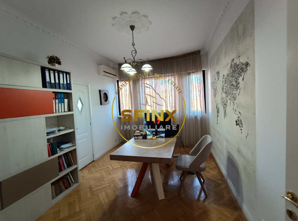 Apartament de 4 camere, superb, zona Calea Victoriei, bloc interbelic