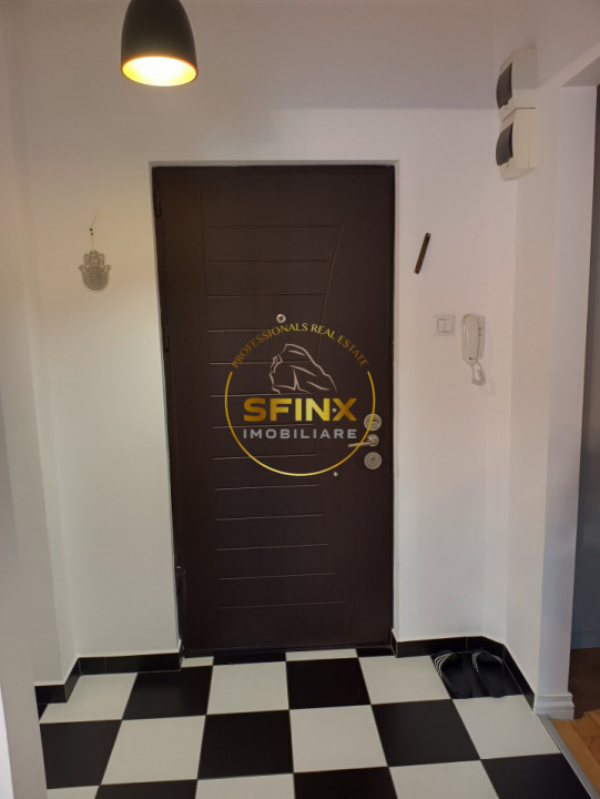 Apartament de 4 camere, superb, zona Calea Victoriei, bloc interbelic
