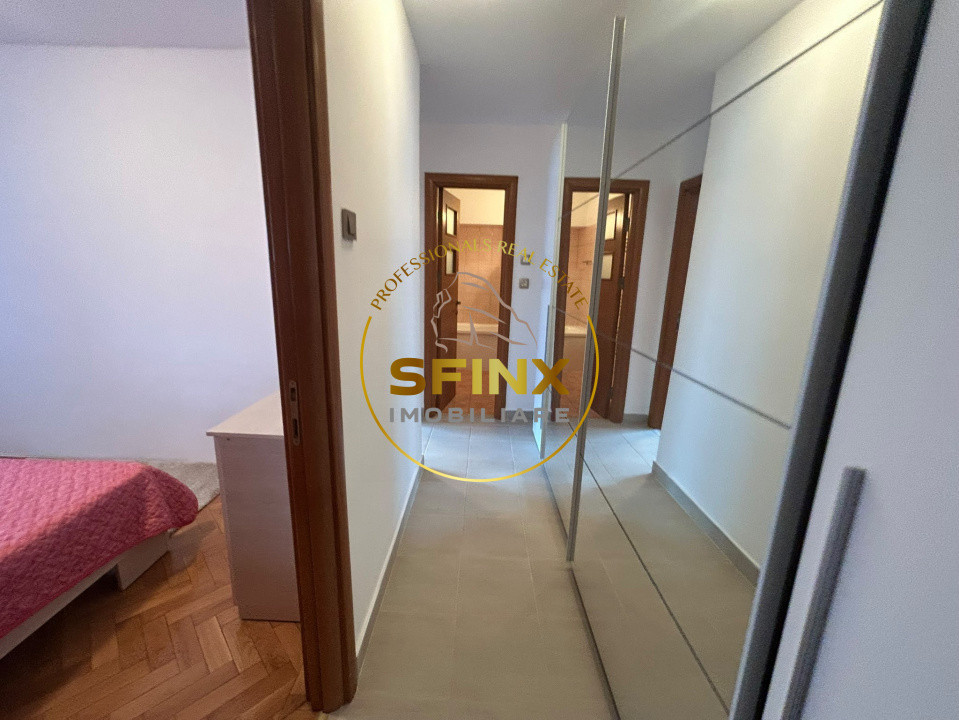 3 camere | Ion Mihalache | 80mp 