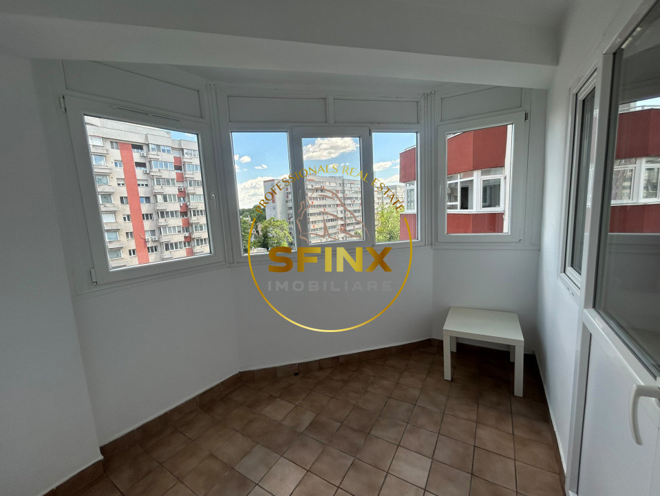 3 camere | Ion Mihalache | 80mp 
